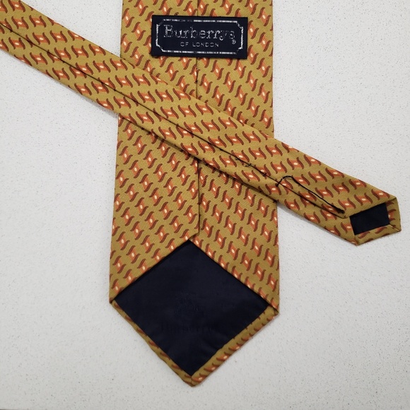 Vintage Burberry Tie - Picture 3 of 3